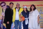 Farah Khan, Boman Irani, Karan Johar, Bela Bhansali Sehgal at Shirin Farhad Ki Toh Nikal Padi poster launch in Gold Gym on 16th July 2012 (110).JPG